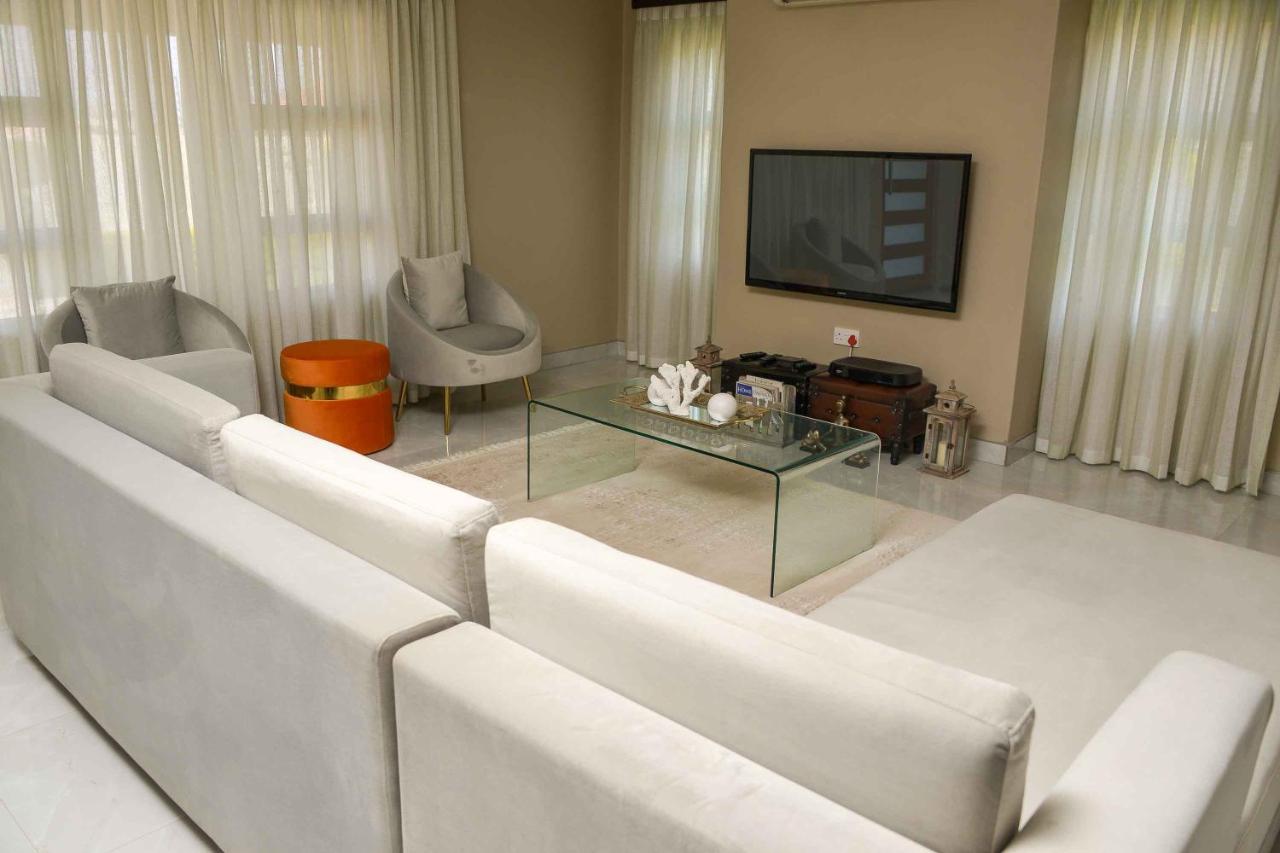 Immaculate Villa Gaborone Dış mekan fotoğraf