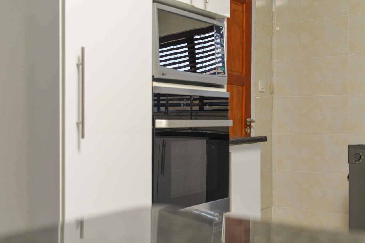 Immaculate Villa Gaborone Dış mekan fotoğraf