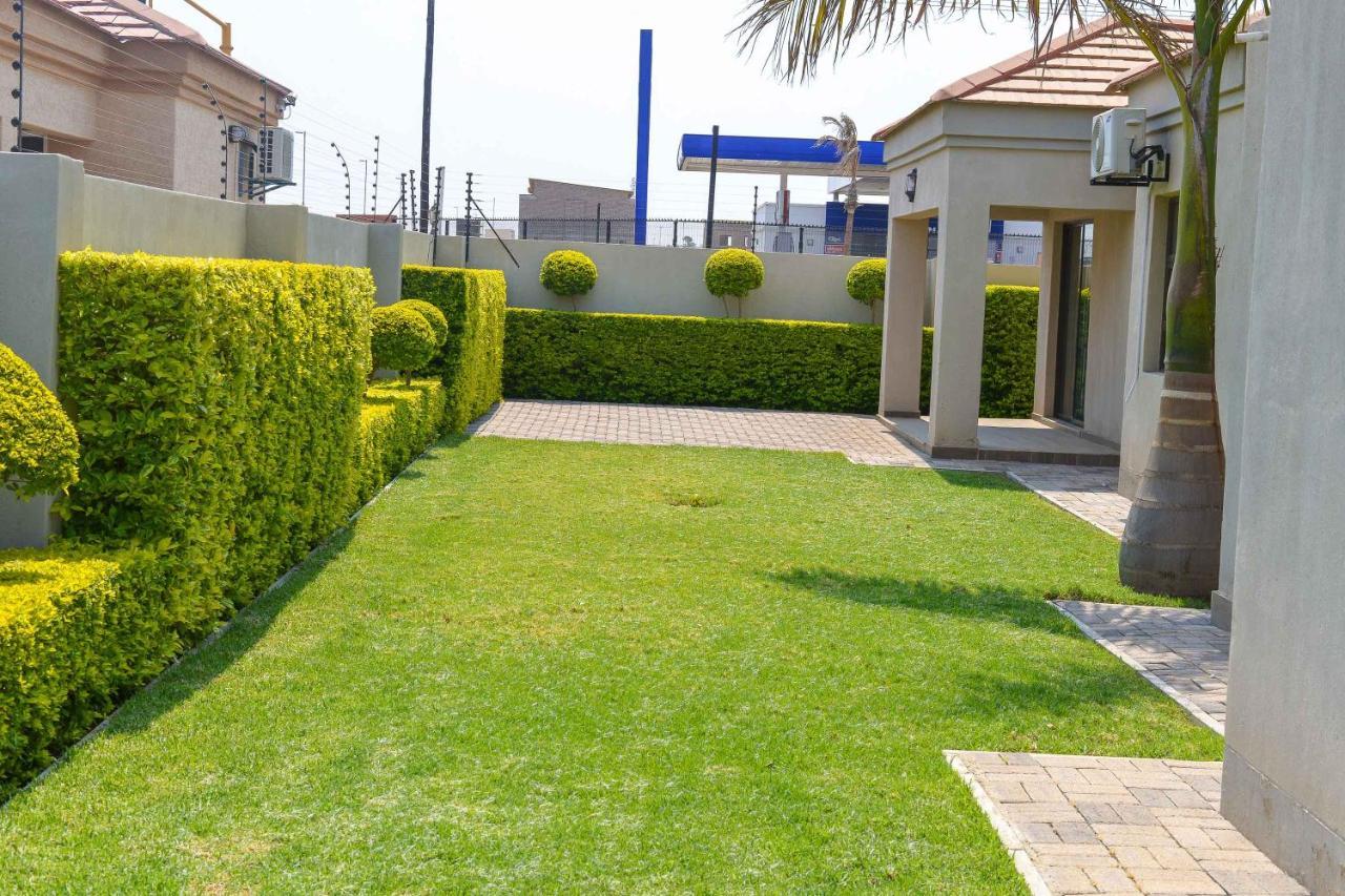 Immaculate Villa Gaborone Dış mekan fotoğraf